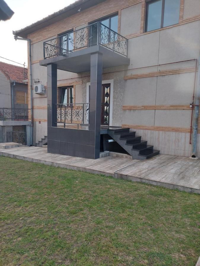 Cataleya Apart Home Oradea Exterior photo